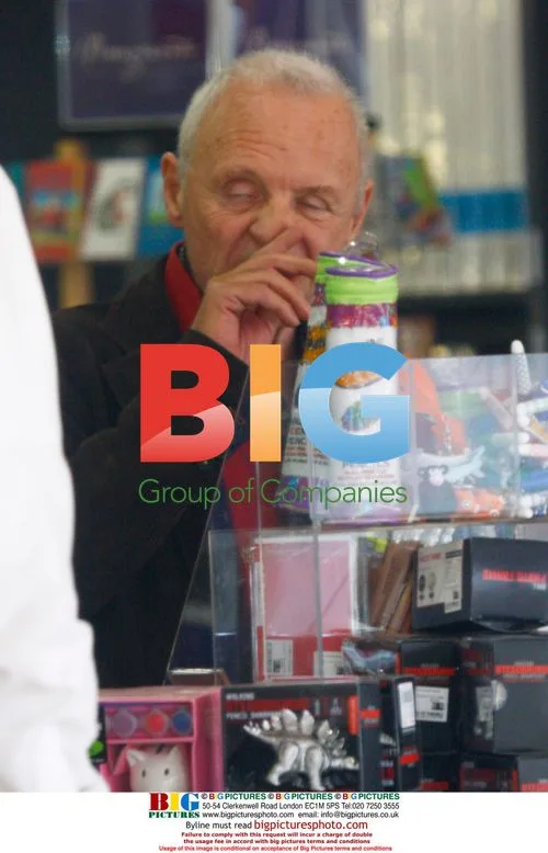 Anthony Hopkins shops at Blick Art store