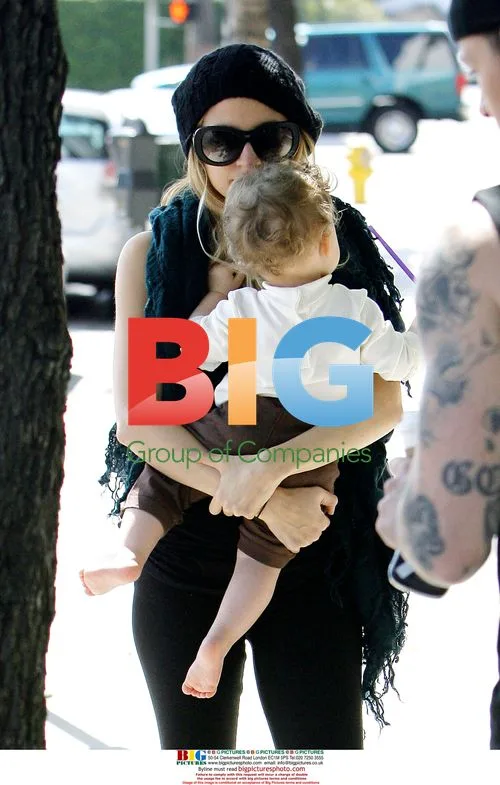 Nicole Richie, Joel Madden and daughter Harlow