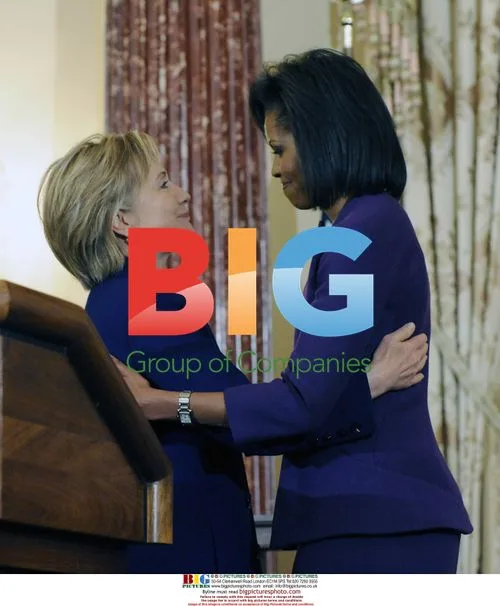Hillary Clinton and Michelle Obama at Award Ceremony