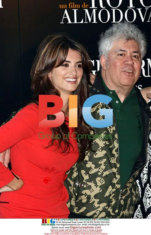 Penelope Cruz, Pedro Almodovar and Blanca Portillo at 'Broken Embraces' Photocall