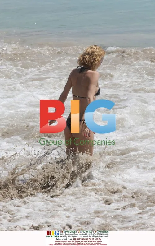 Eva Herzigova vacations in the Caribbean