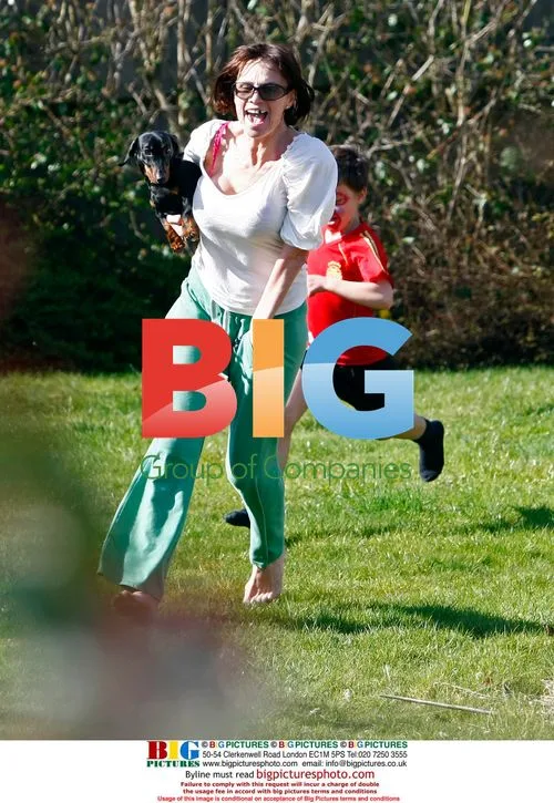 Jade Goody's Friends and Family at Home