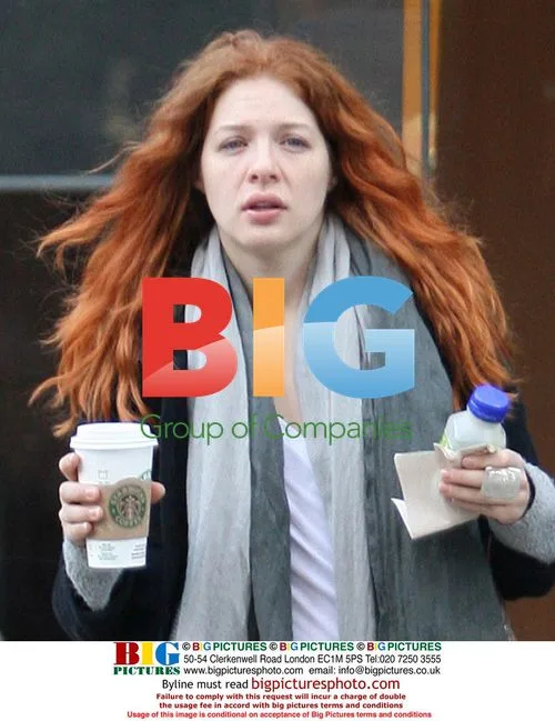 Rachelle Lefevre grabs Starbucks in Vancouver