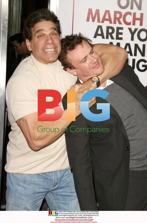 Lou Ferrigno and Jason Segel at "I Love You, Man" premiere