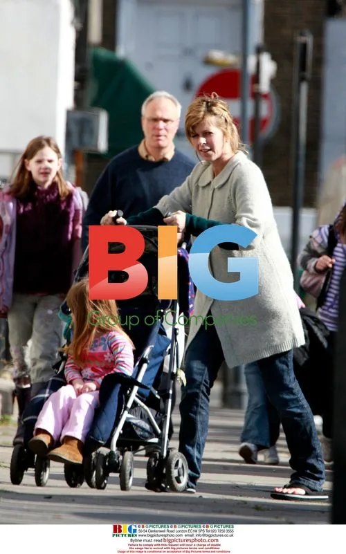 Kate Garraway Shops with Daughter