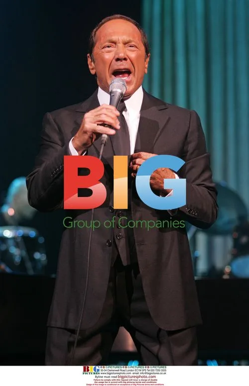 Paul Anka performs concert in Florida