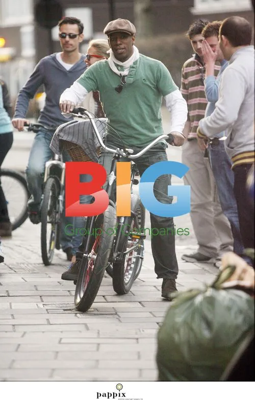 Rhys Ifans and Ian Wright Bike Ride