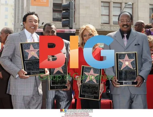 The Miracles honored with star on Hollywood Walk of Fame