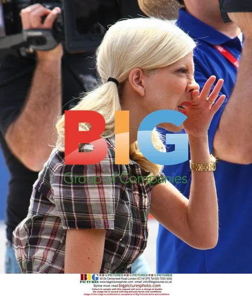 Tori Spelling and Dean McDermott at Antario Speedway