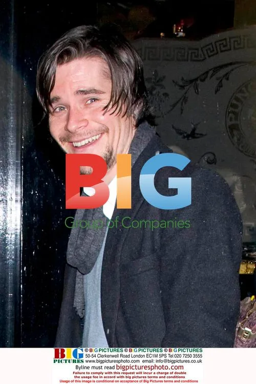 Hans Matheson spotted at London pub