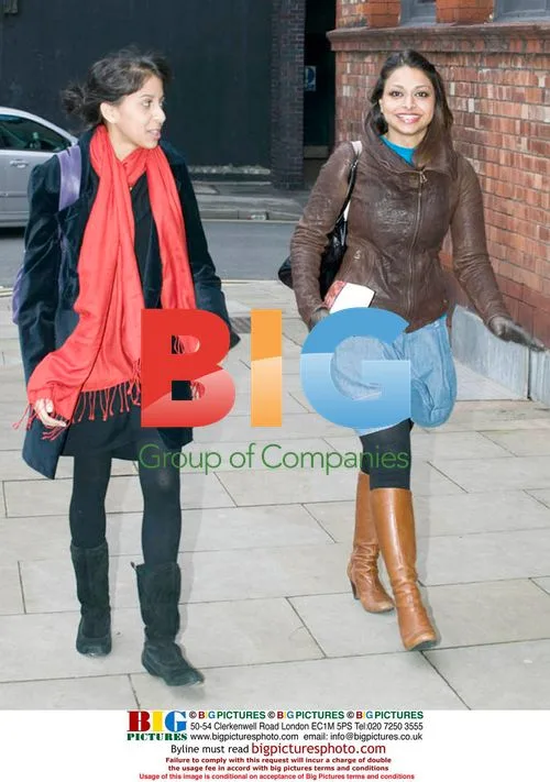 Coronation Street cast on set