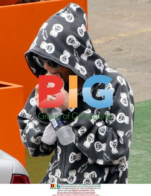 Girls Aloud Arrive at London Studio