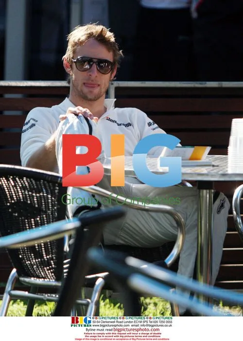 Jenson Button and Jessica Michibata at Australian GP