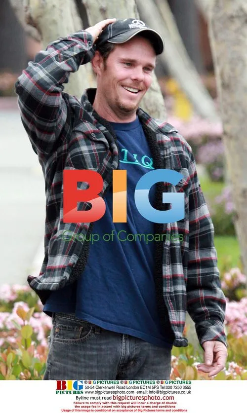 Kevin Dillon Meets Fans in Malibu