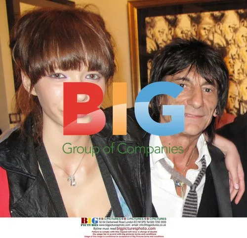 Ronnie Wood Paints Girlfriend