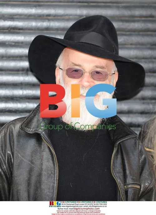 Terry Pratchett Records New Sci-Fi Musical