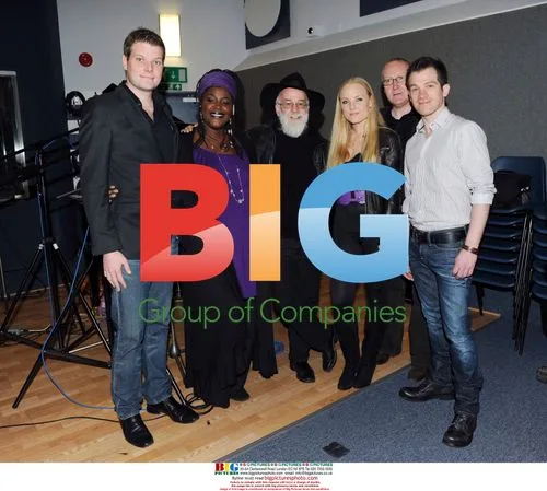 Terry Pratchett to record sci-fi musical