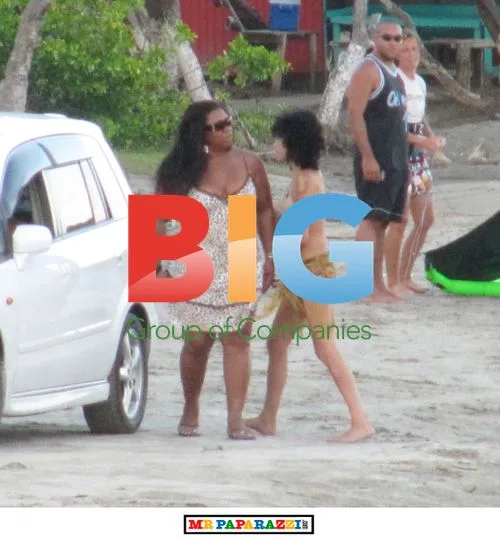 Amy Winehouse Enjoys Beach in St Lucia