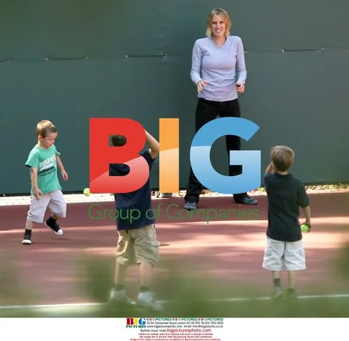 Victoria Beckham with sons at tennis practice