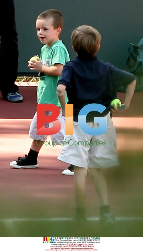 Victoria Beckham with sons at tennis practice