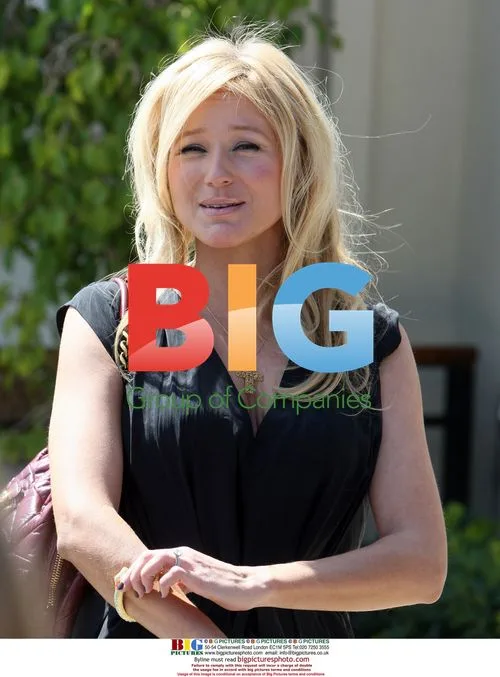 Singer Jewel Kilcher out in LA
