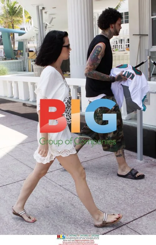 Katy Perry & Travis McCoy Spotted in Miami