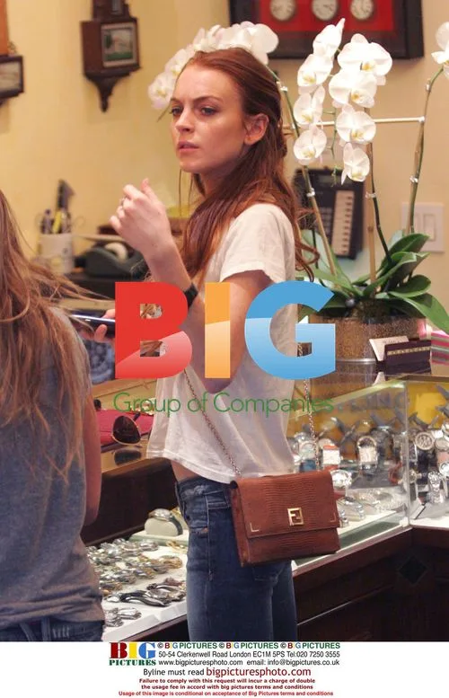 Lindsay Lohan & Sister Ali Shopping in Beverly Hills