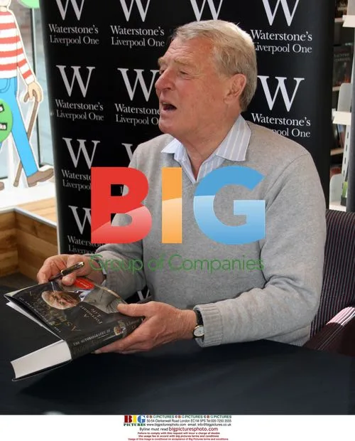 Paddy Ashdown Book Signing in Liverpool