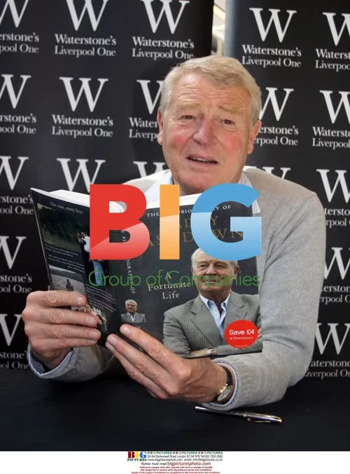 Paddy Ashdown book signing in Liverpool