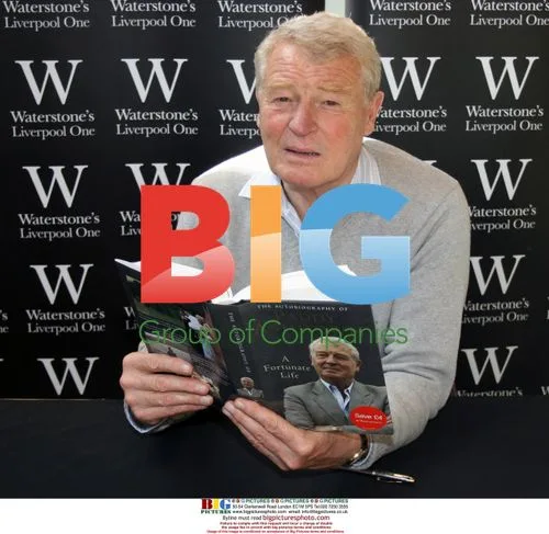 Paddy Ashdown book signing in Liverpool