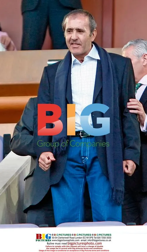 Seve Ballesteros Appears in Public After Cancer Diagnosis