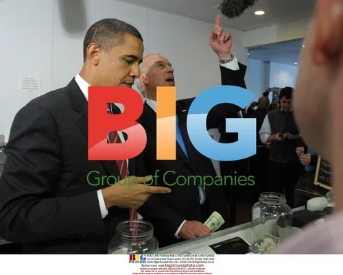 Obama and Biden Order Lunch at Ray's Hell Burger