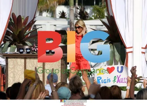 Regis Philbin and Kelly Ripa film 'Live With Regis & Kelly'