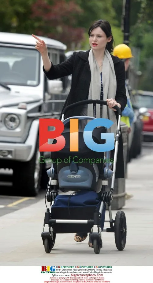 Singer Sophie Ellis Bextor Shopping with Baby
