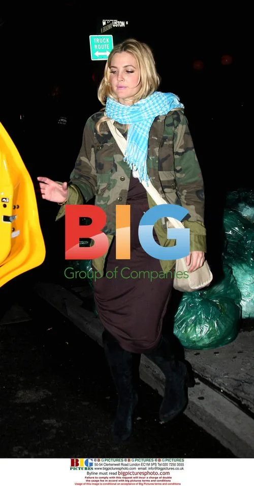 Drew Barrymore and Justin Long Leaving Dinner