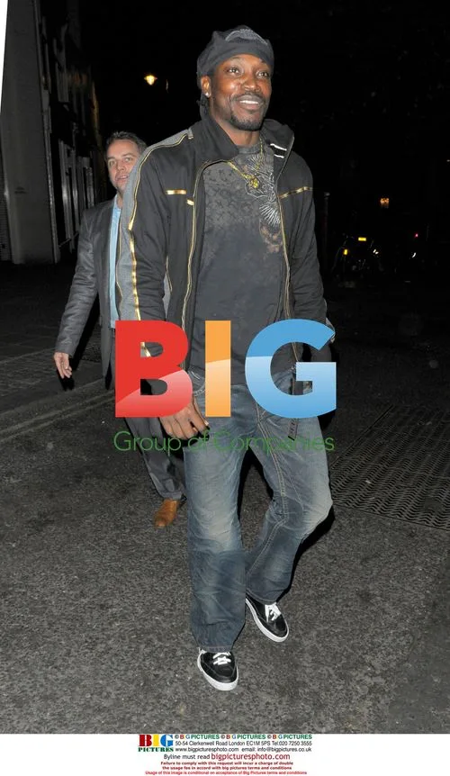 Cricketers Pietersen and Gayle on Night Out
