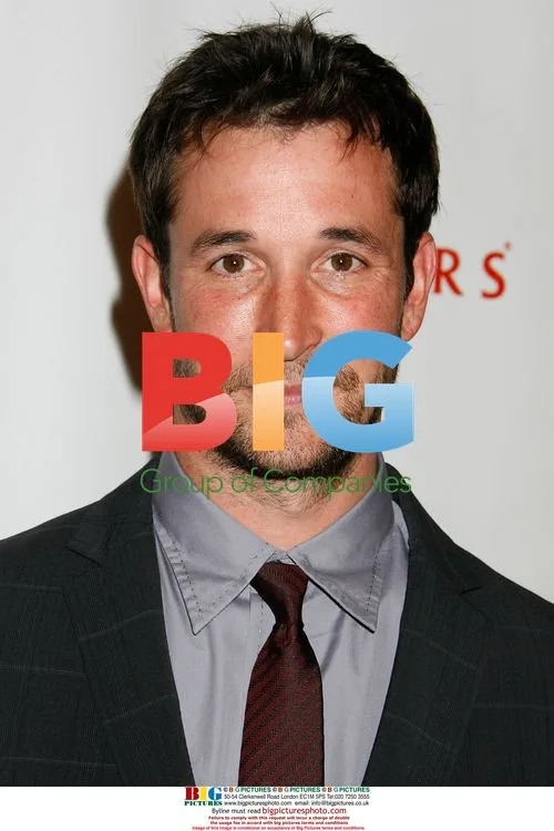 Noah Wyle at Noche de Ninos Gala