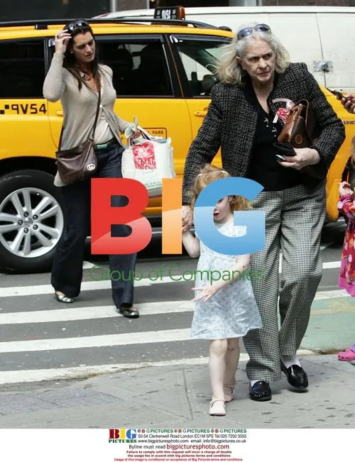 Brooke Shields with daughter and mother in NYC