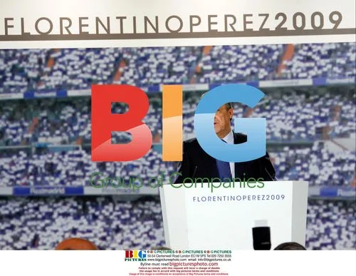 Florentino Perez Announces Real Madrid Presidency Bid
