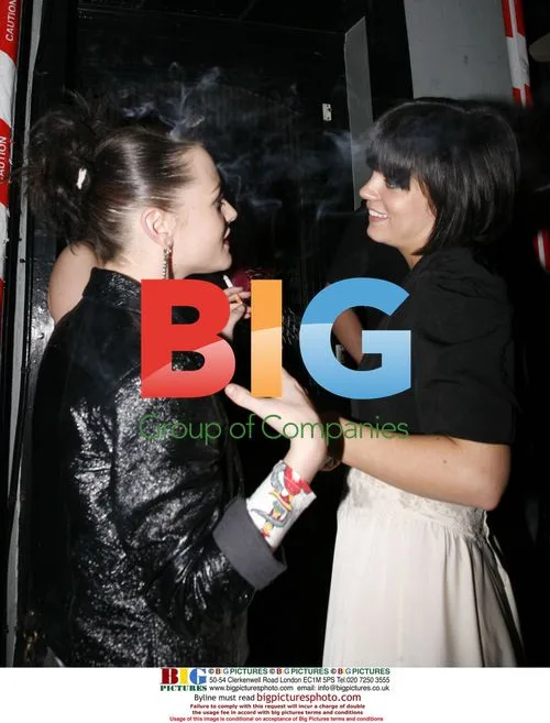 Lily Allen and Jaime Winston have cigarette break