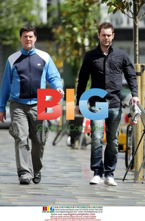 Danny Dyer walks Kensington streets