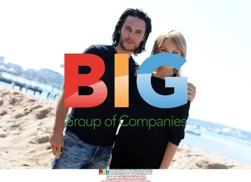 Malin Akerman and Taylor Kitsch at The Bang Bang Club Photocall