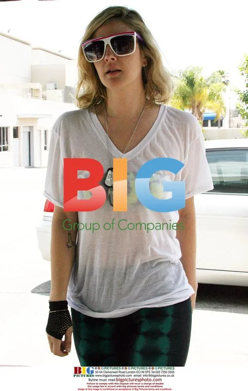 Drew Barrymore arrives at Hollywood studio