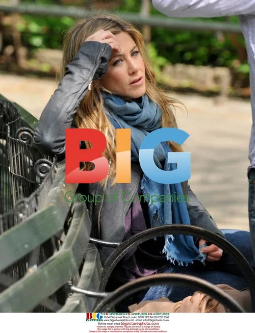 Jennifer Aniston on set of 'The Baster'