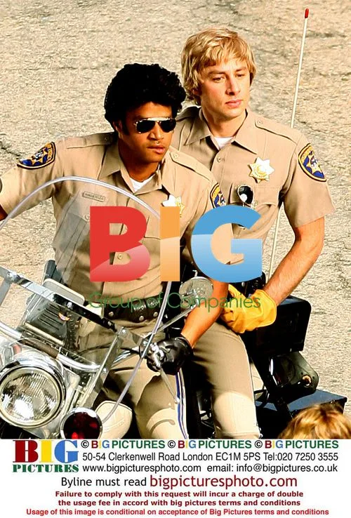 Zach Braff and Donald Faison parody 'CHiPs' on photo shoot