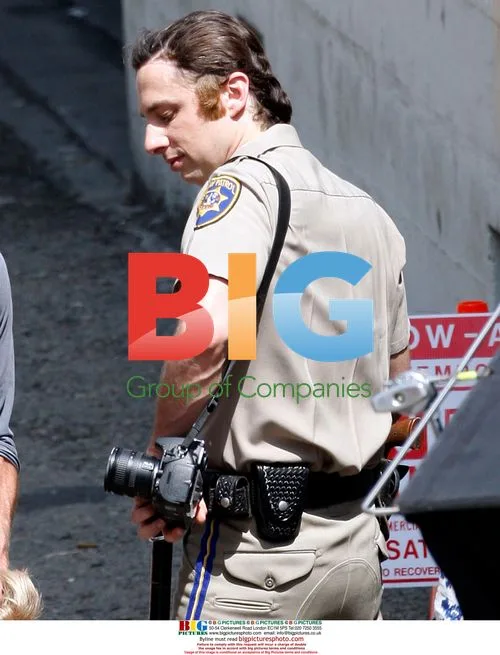 Zach Braff and Donald Faison parody CHiPs
