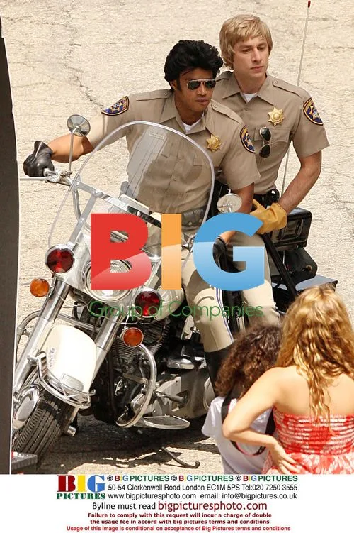 Scrubs stars parody 'CHiPs' in LA photo shoot