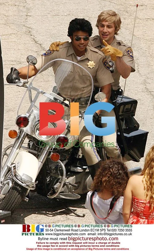 Zack Braff and Donald Faison parody 'CHiPs' at photo shoot