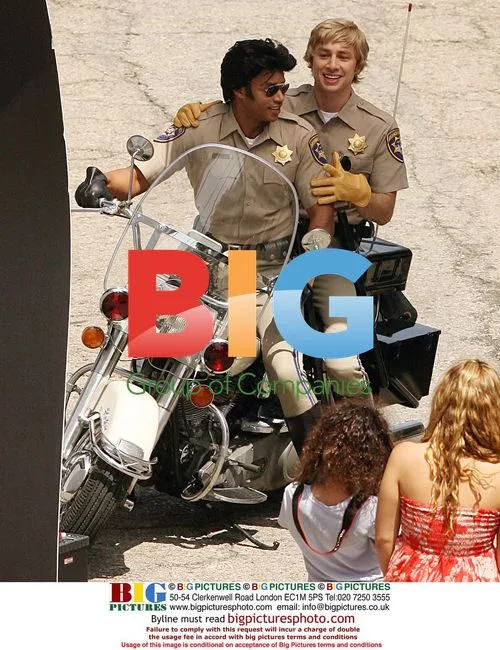 Zach Braff and Donald Faison parody 'CHiPs' in LA