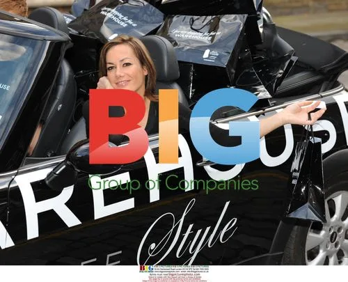 Tara Palmer Tomkinson promotes Warehouse fashion